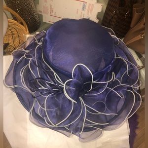 Women’s Hat - Perfect for the Derby